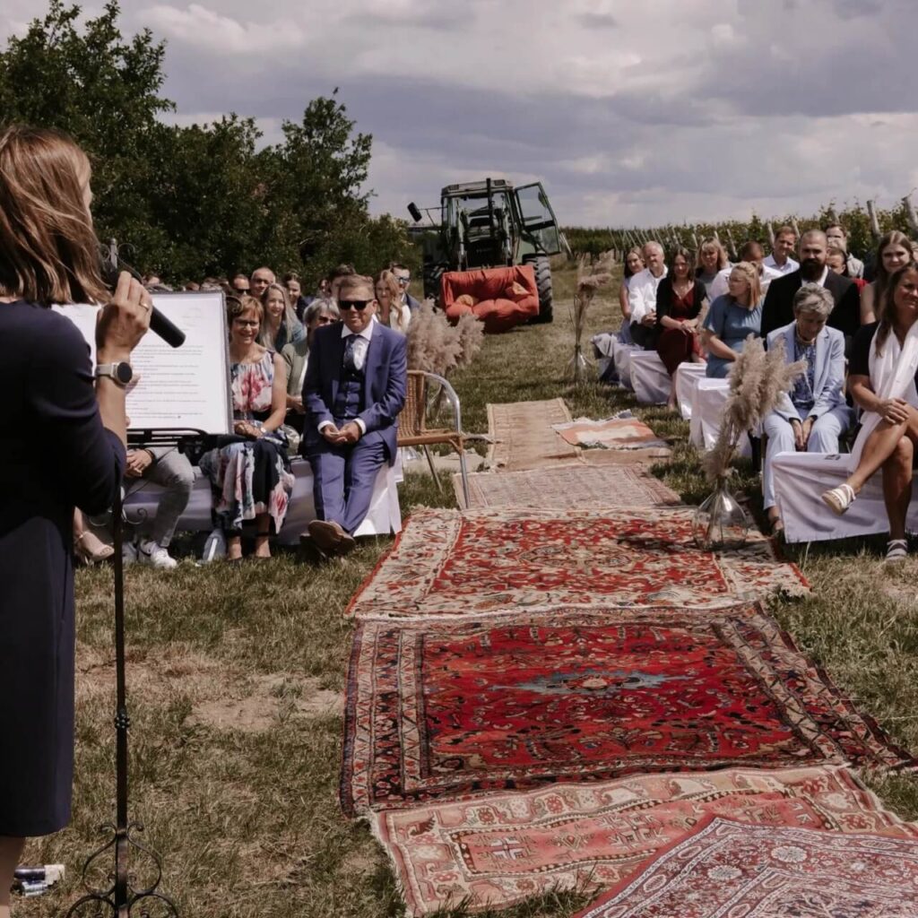 Hochzeitslocation auf einem Feld